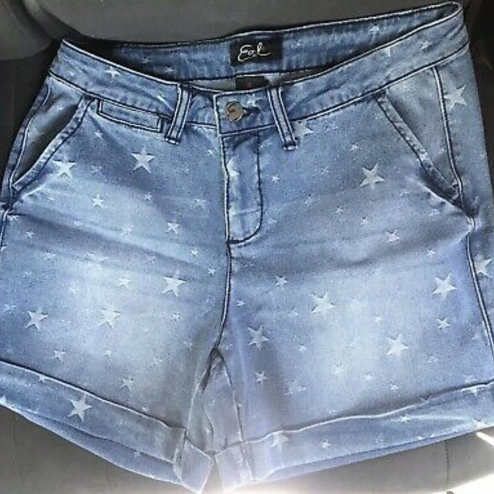 NWT EARL JEANS Blue Jean Shorts Dark Wash W/ STARS